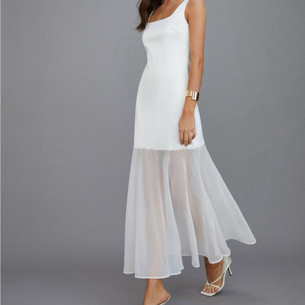 Chic White One Shoulder Dress
